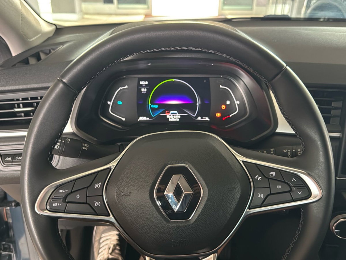 Renault Captur Full Hybrid E-Tech 145 CV Evolution (11)
