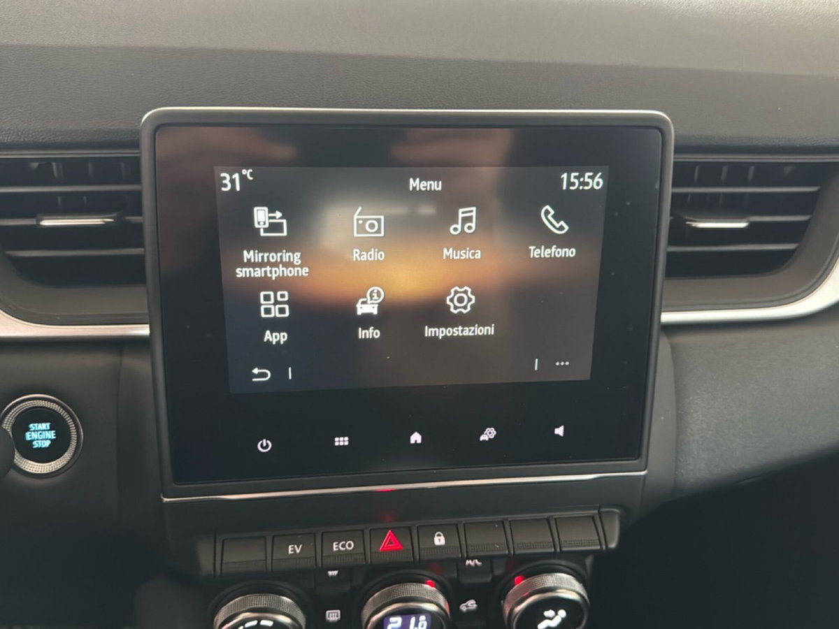 Renault Captur Full Hybrid E-Tech 145 CV Evolution (13)
