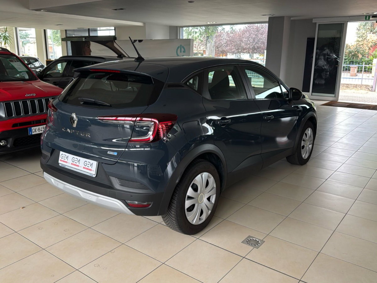 Renault Captur Full Hybrid E-Tech 145 CV Evolution (5)