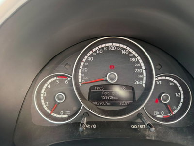 Volkswagen Maggiolino Cabrio 2.0 TDI 150 CV Sport BlueMotion Technology (10)