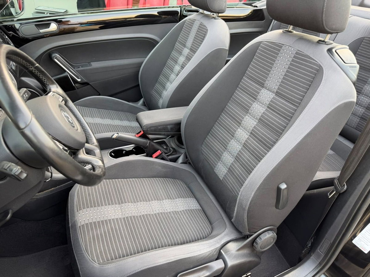 Volkswagen Maggiolino Cabrio 2.0 TDI 150 CV Sport BlueMotion Technology (16)