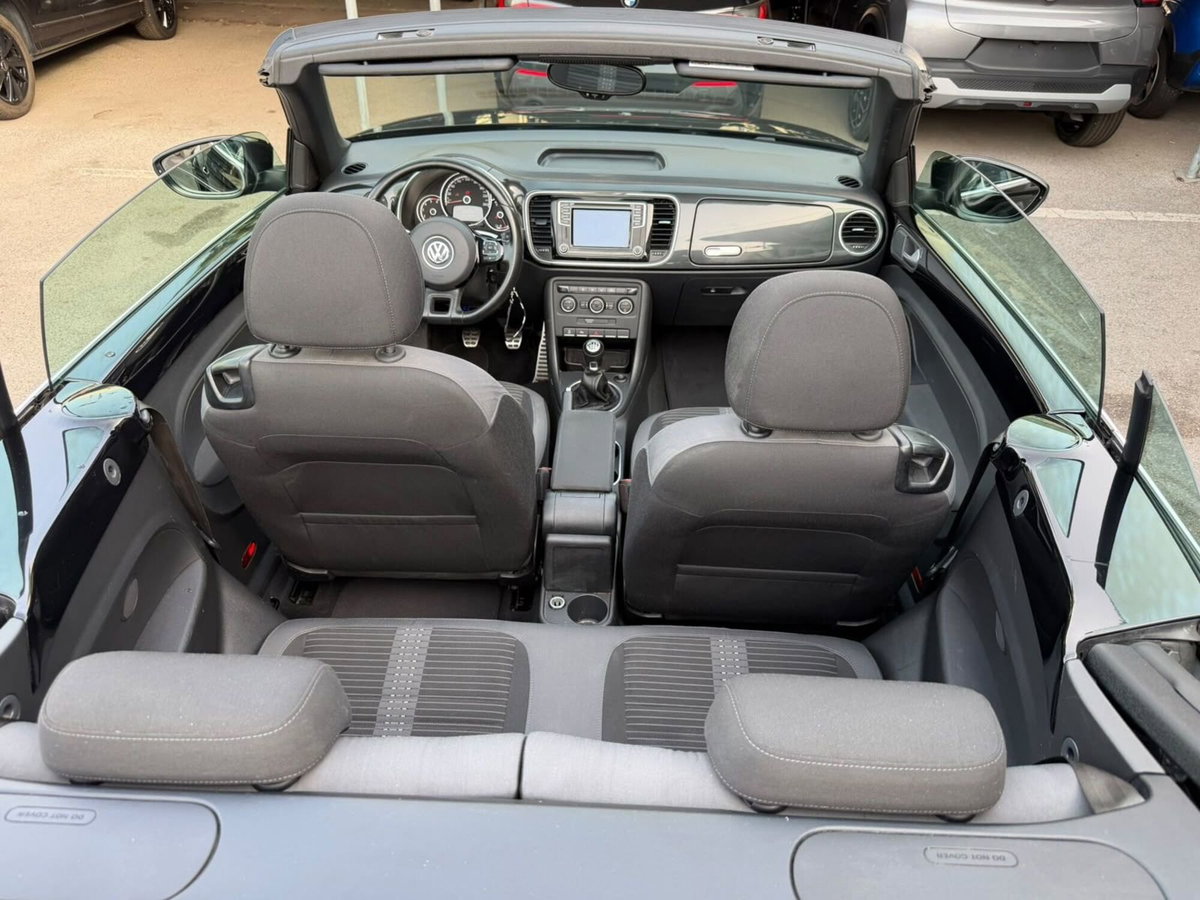 Volkswagen Maggiolino Cabrio 2.0 TDI 150 CV Sport BlueMotion Technology (6)