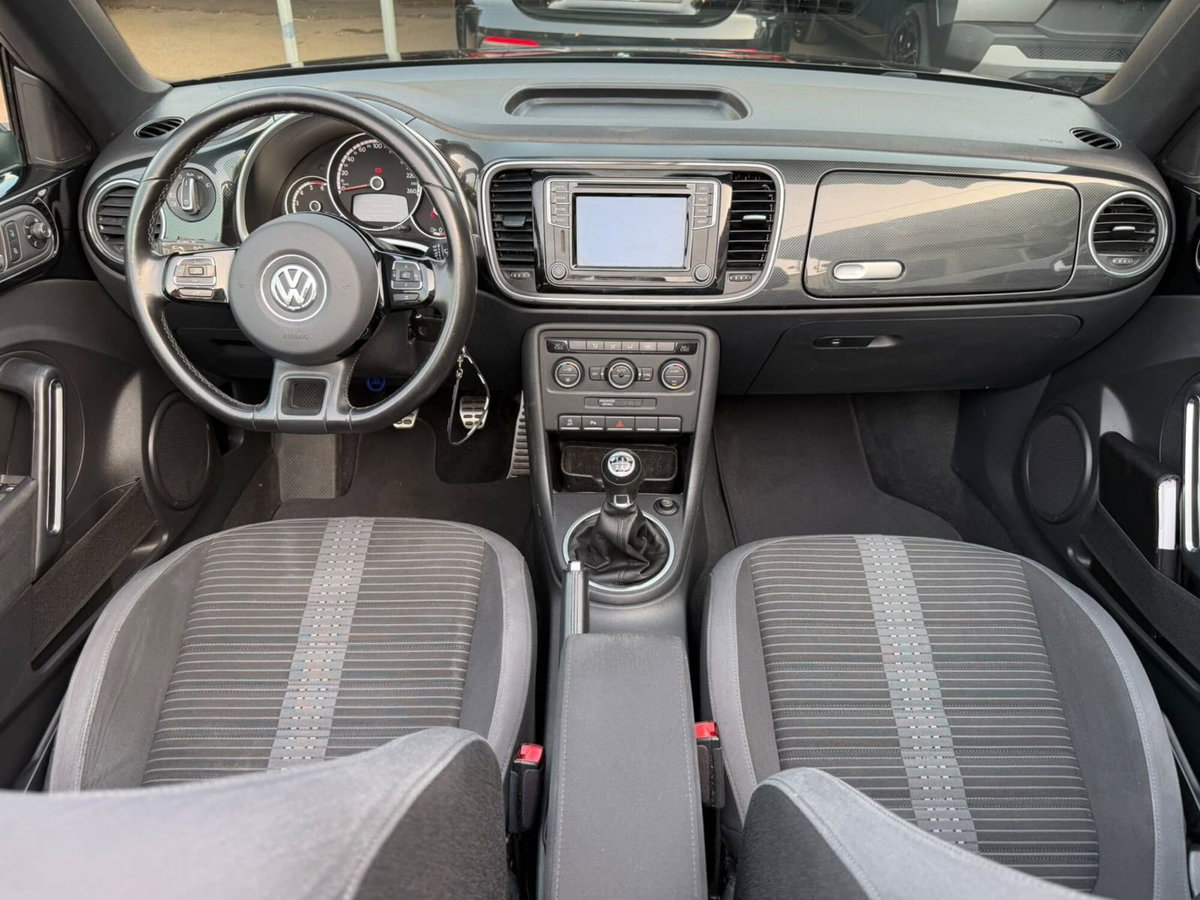 Volkswagen Maggiolino Cabrio 2.0 TDI 150 CV Sport BlueMotion Technology (8)