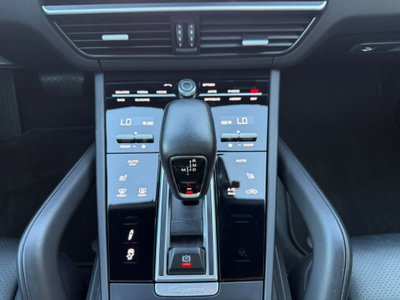 Porsche Cayenne 3.0 V6 Platinum Edition (18)