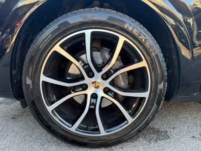 Porsche Cayenne 3.0 V6 Platinum Edition (6)