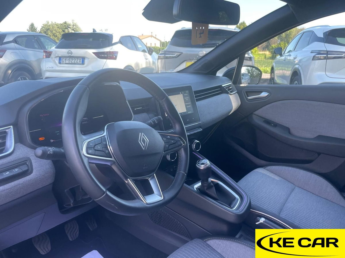 Renault Clio TCe 90 CV 5 porte Techno (9)