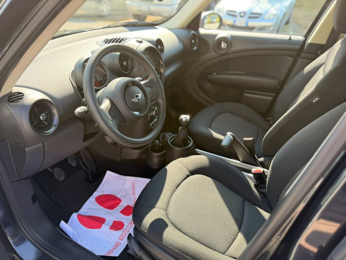 MINI Mini Countryman 1.6 Cooper D Business Countryman (11)