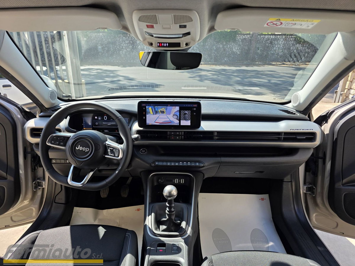 Jeep Avenger 1.2 turbo Summit fwd 100cv (10)