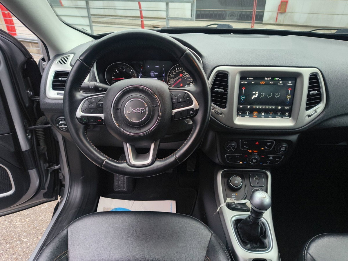 Jeep Compass 2.0 Multijet II 4WD Limited (11)