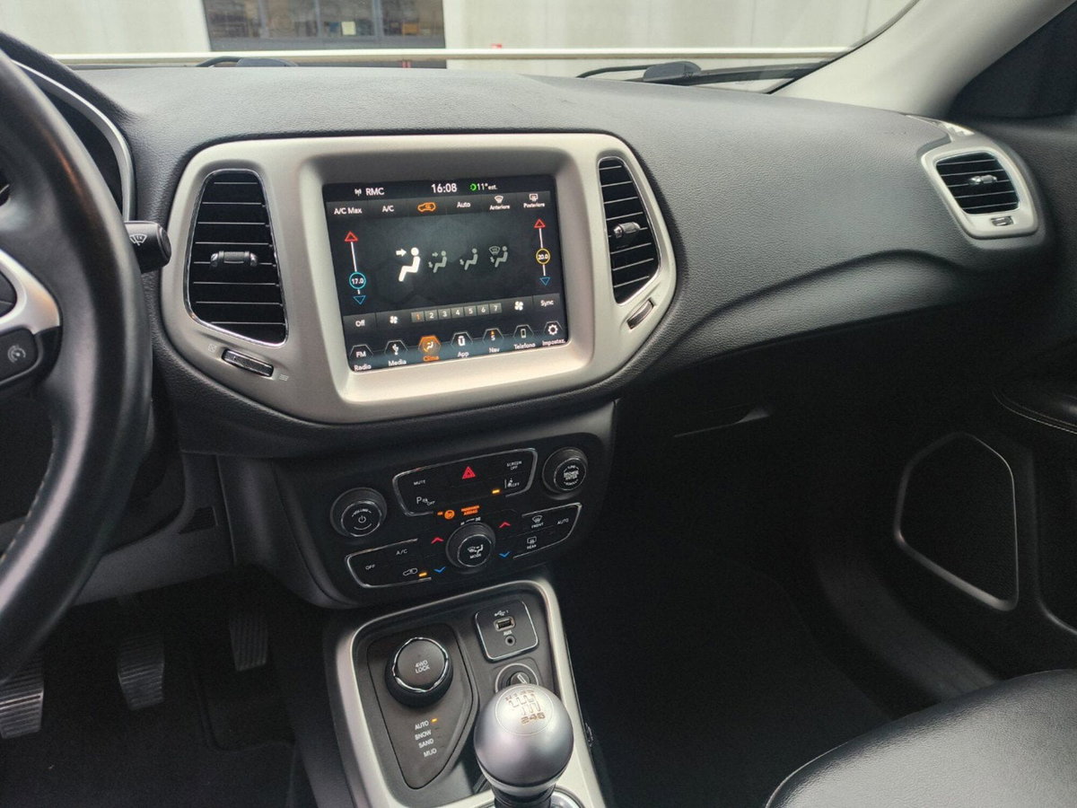 Jeep Compass 2.0 Multijet II 4WD Limited (15)