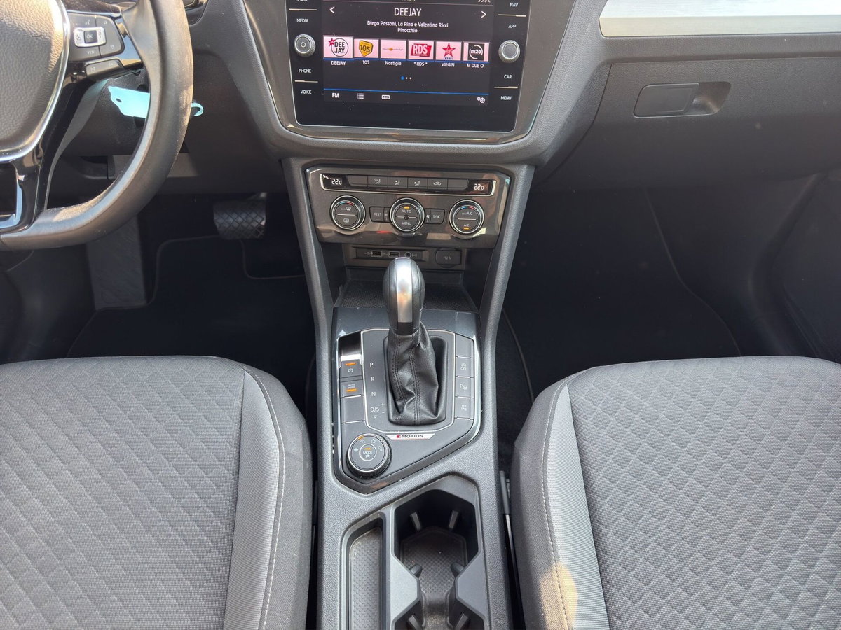 Volkswagen Tiguan 2.0 TDI 150 CV SCR DSG 4MOTION Life (16)