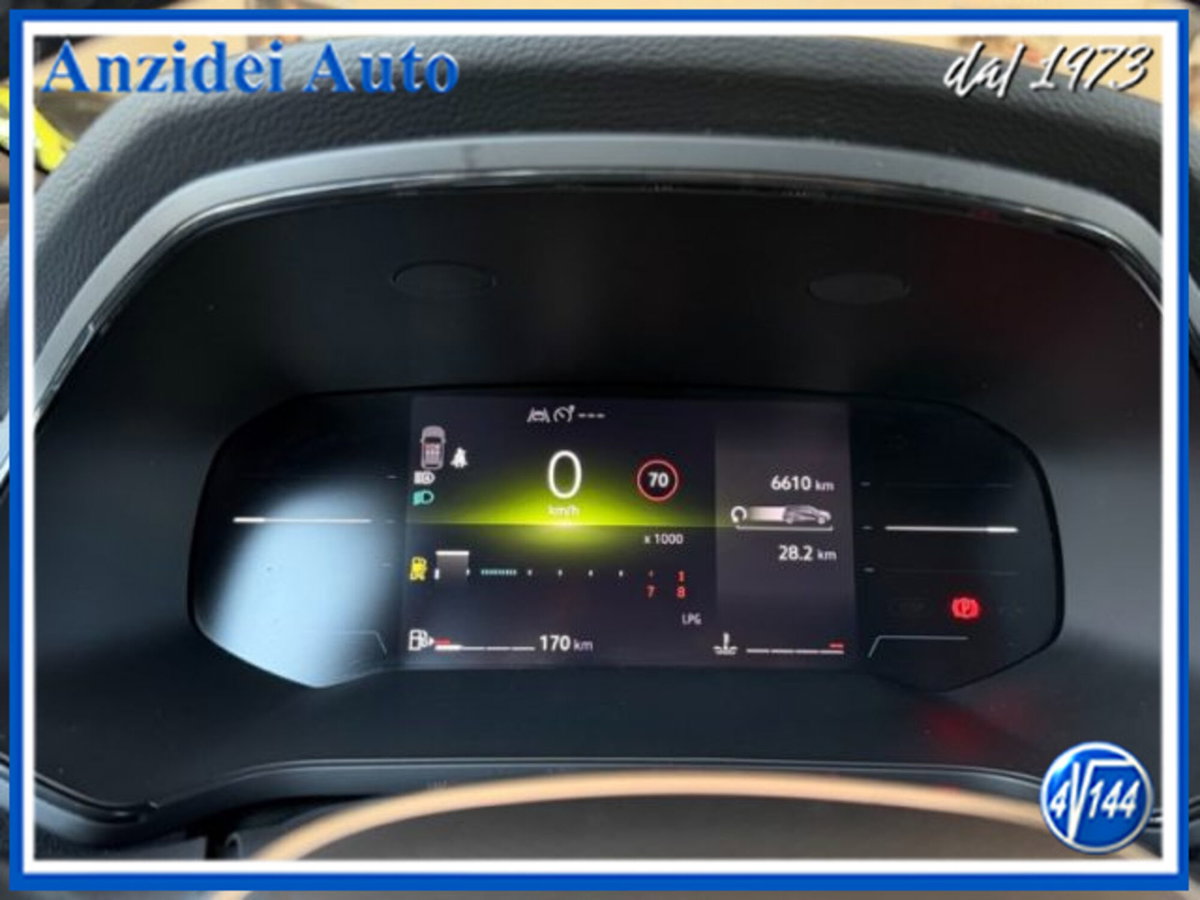 Renault Captur 1.0 eco-g Evolution 100cv (12)