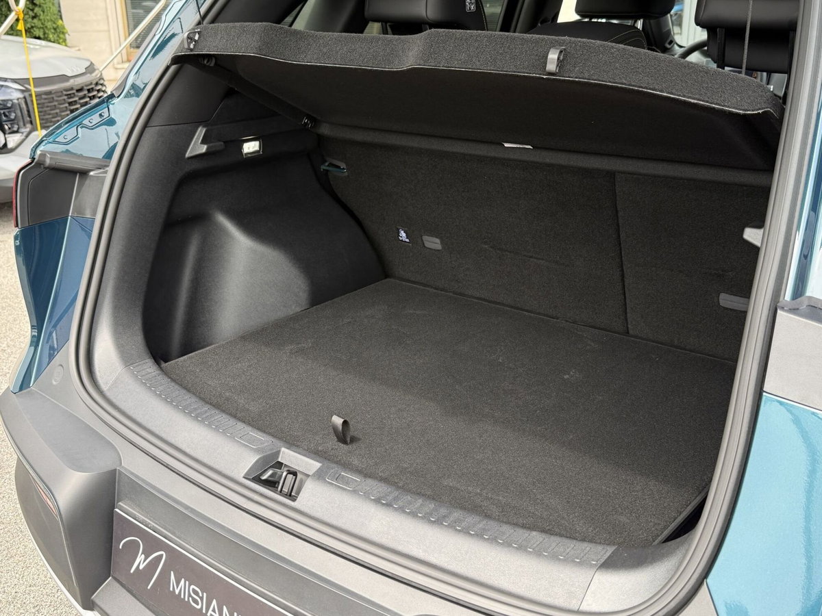 Byd Atto 2 DM-i 1.5 phev Boost 212cv (17)
