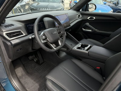 Byd Atto 2 DM-i 1.5 phev Boost 212cv (8)