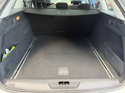 Peugeot 308 SW BlueHDi 120 S&S EAT6 GT Line (13)