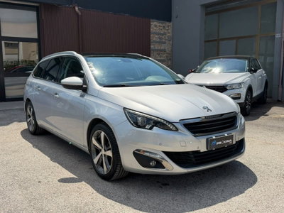 Peugeot 308 SW BlueHDi 120 S&S EAT6 GT Line (4)