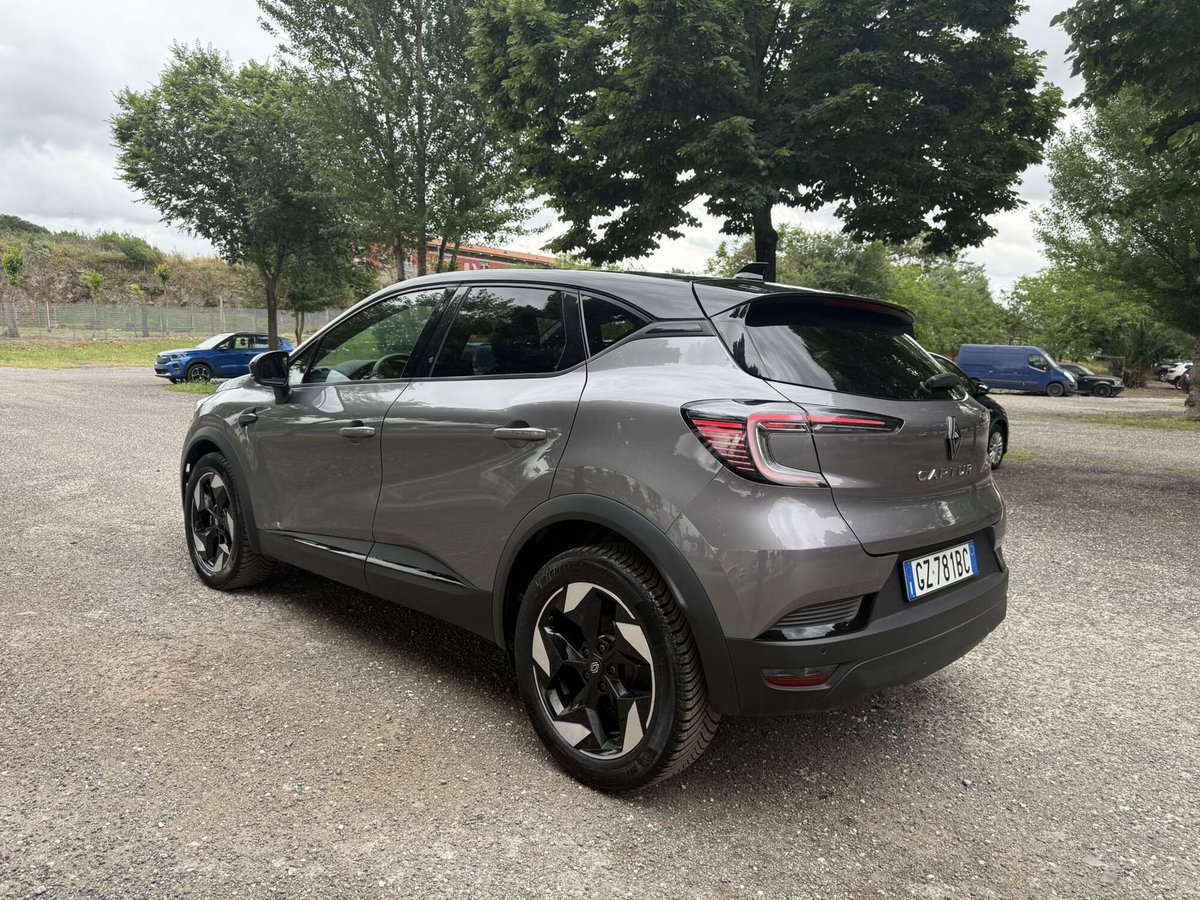 Renault Captur 1.0 tce Techno 90cv (7)