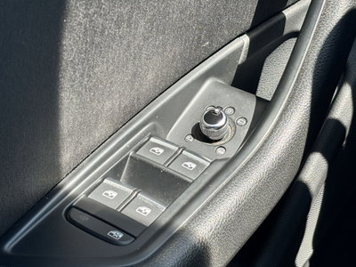 Audi A4 Avant 35 TDI S tronic Business (14)