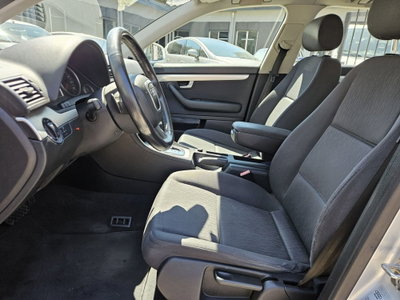 Audi A4 Avant 2.0 16V TDI (7)