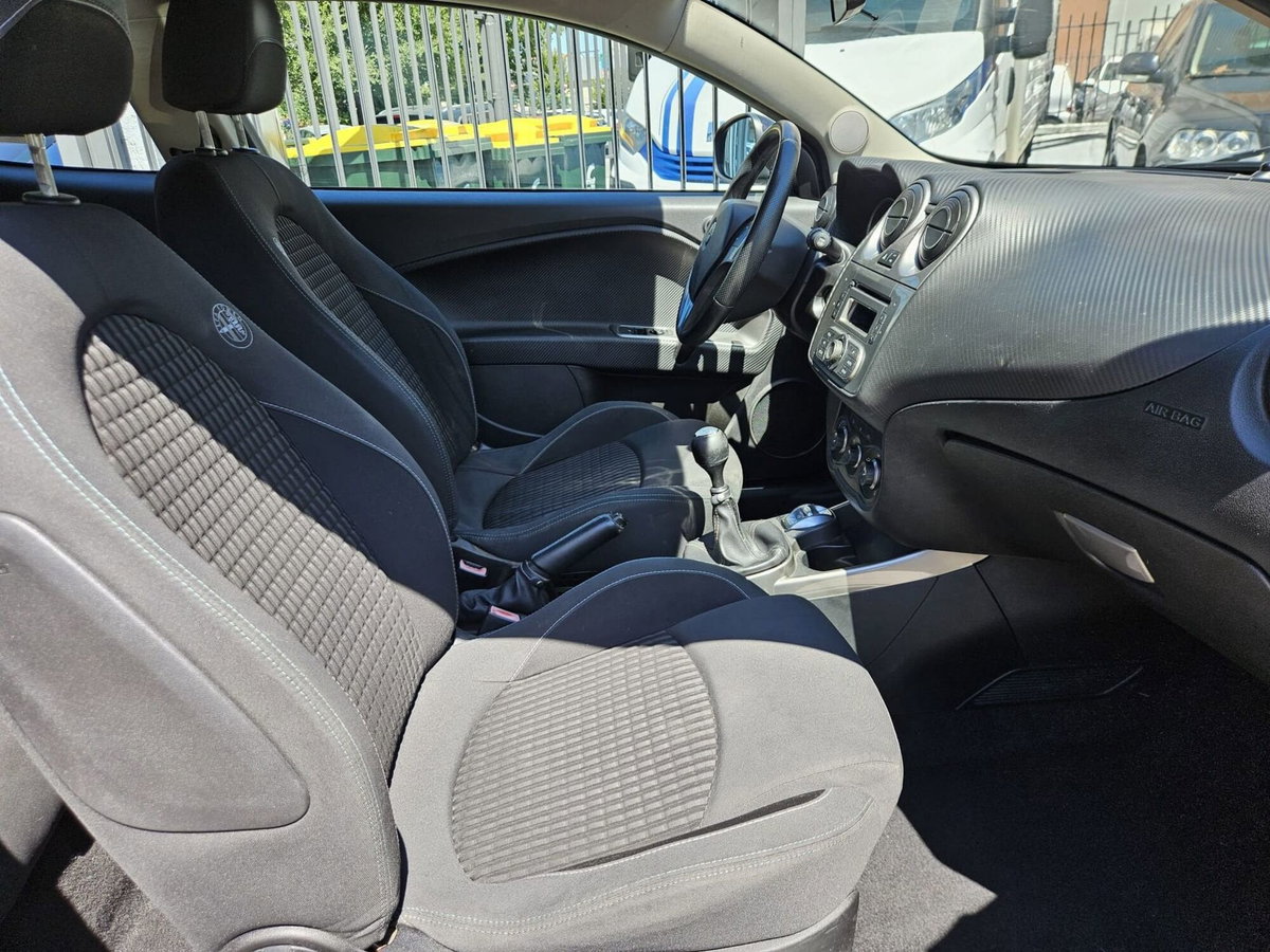 Alfa Romeo MiTo 1.4 T 120 CV GPL Distinctive (11)