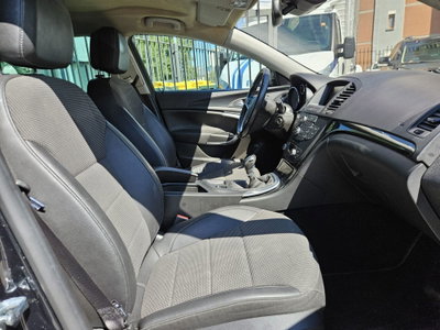 Opel Insignia Station Wagon CDTI 160CV ecoFLESports Cosmo (12)