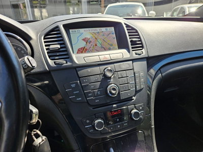 Opel Insignia Station Wagon CDTI 160CV ecoFLESports Cosmo (15)