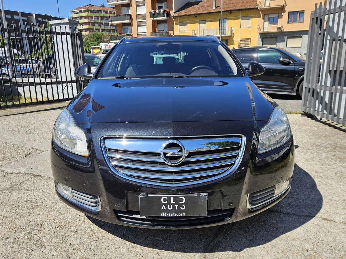 Opel Insignia Station Wagon CDTI 160CV ecoFLESports Cosmo (2)