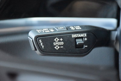 Audi Q3 Sportback 45 TFSI e S tronic Business Plus (12)