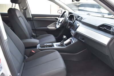 Audi Q3 Sportback 45 TFSI e S tronic Business Plus (19)