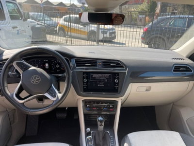 Volkswagen Tiguan 2.0 TDI 150 CV SCR DSG 4MOTION Elegance (5)