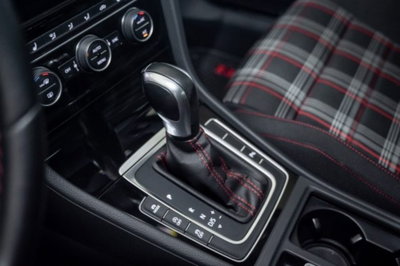 Volkswagen Golf 2.0 tsi GTI MT Ultimate 245cv (8)