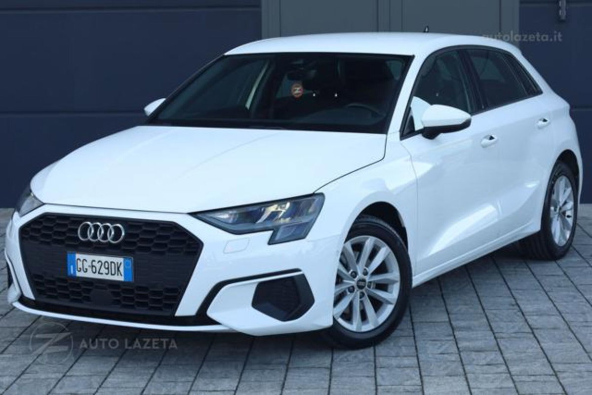 Audi A3 Sportback 30 TFSI S tronic Business (2)