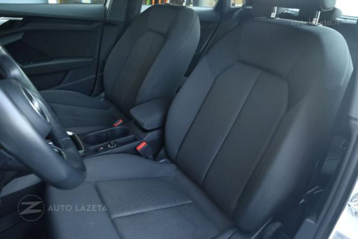 Audi A3 Sportback 30 TFSI S tronic Business (6)