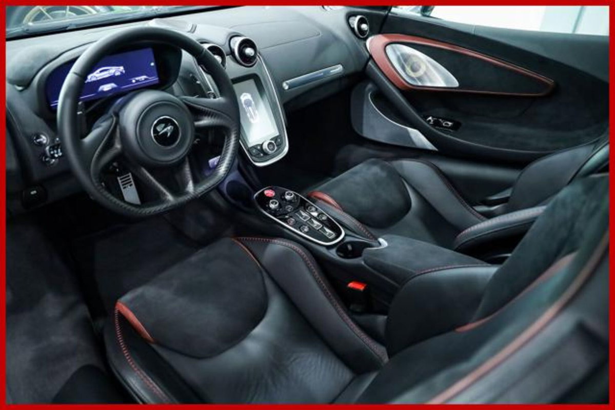 McLaren GT GT (10)