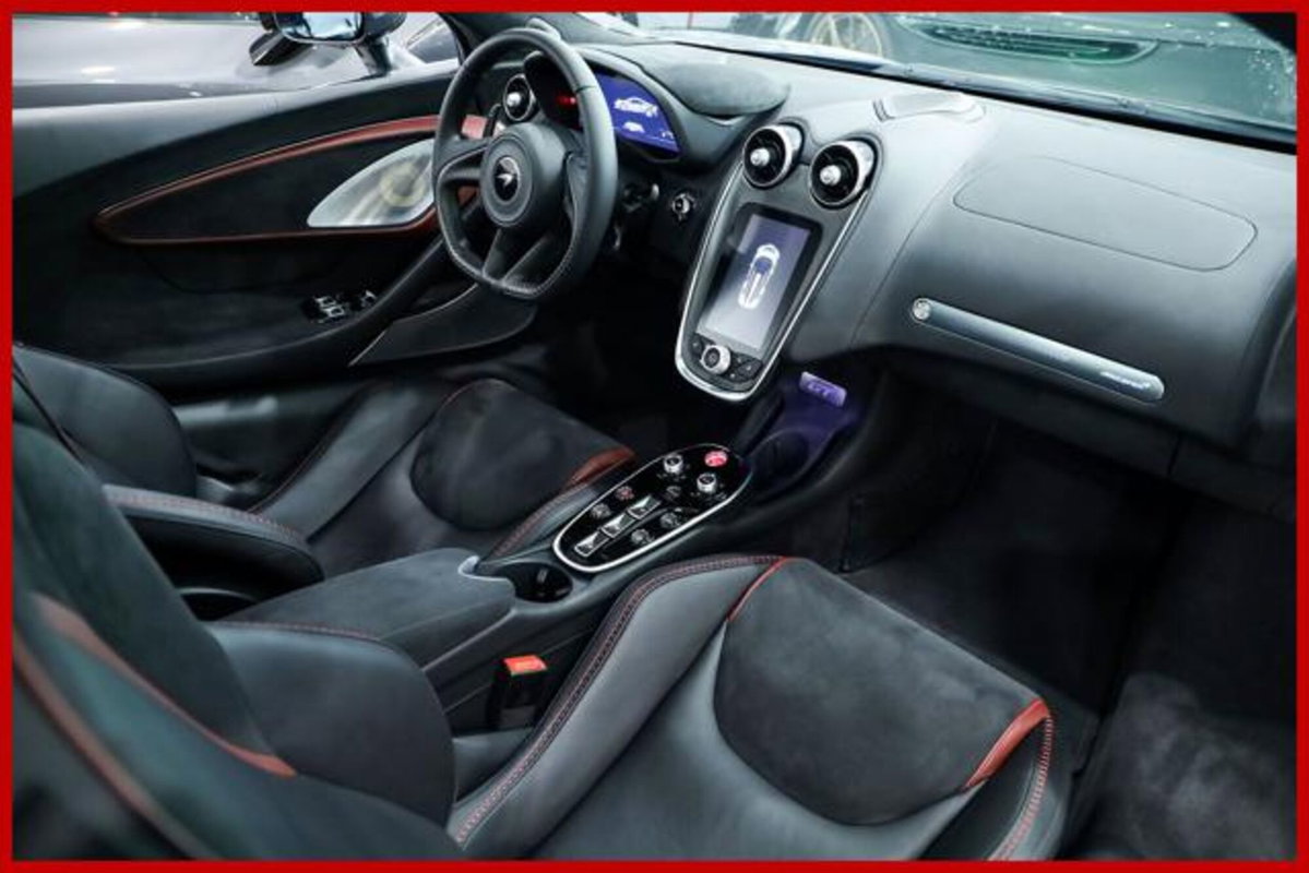 McLaren GT GT (11)
