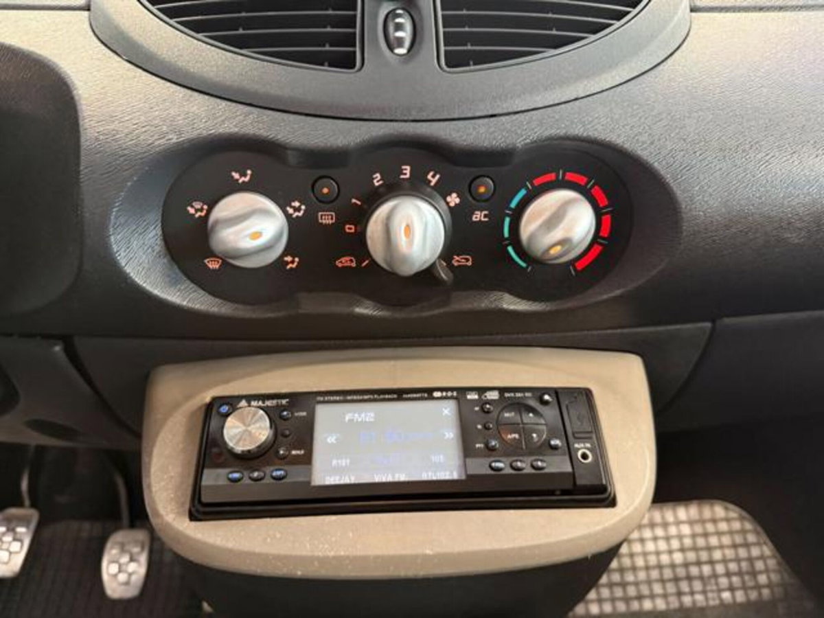 Renault Twingo 1.6 16V RS Gordini (17)