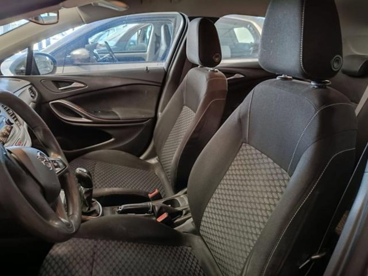 Opel Astra 1.6 CDTI 136CV 4 porte aut. Elective (6)