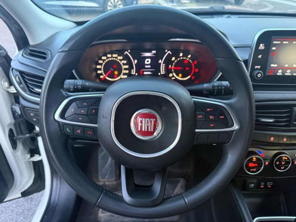 Fiat Tipo Station Wagon Tipo 1.6 Mjt S&S SW Lounge (14)