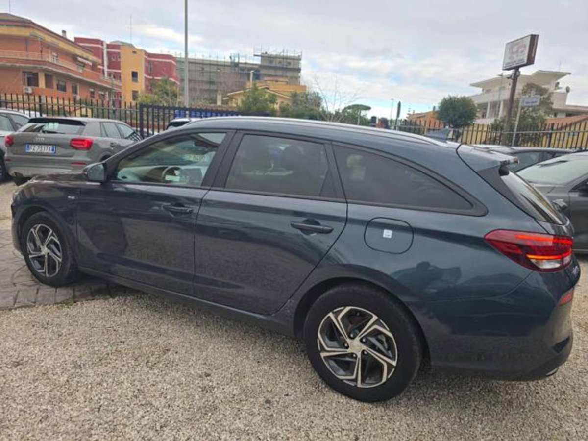 Hyundai i30 Station Wagon 1.0 t-gdi 48V Prime 120cv dct (6)