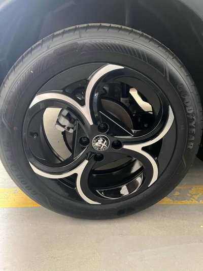 Alfa Romeo Junior 1.2 ibrida Speciale 145cv edct6 (12)
