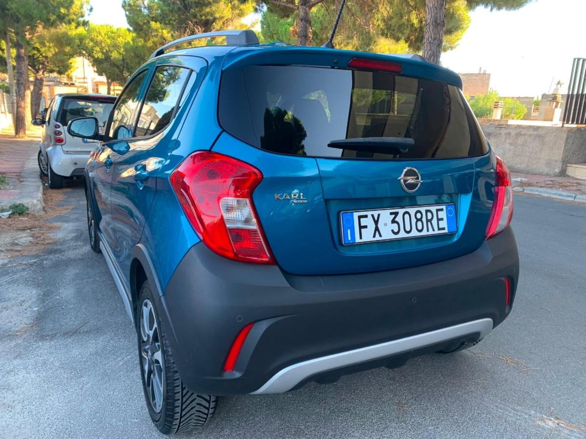 Opel Karl Rocks 1.0 73 CV (10)