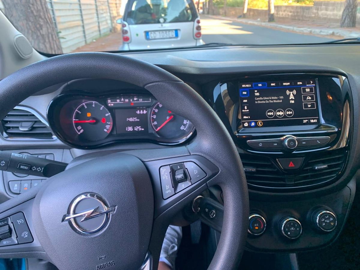 Opel Karl Rocks 1.0 73 CV (16)