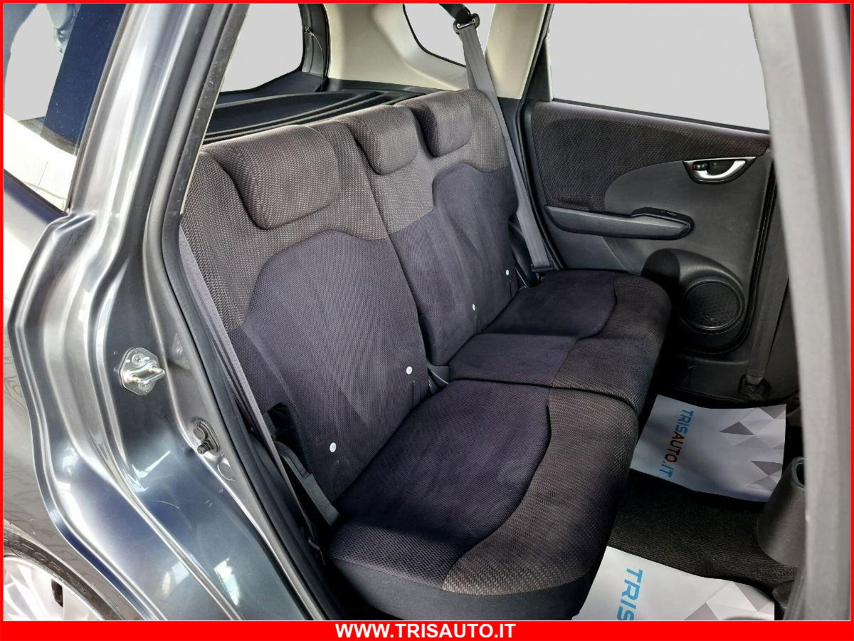 Honda Jazz 1.4 i-VTEC Comfort CVT (7)