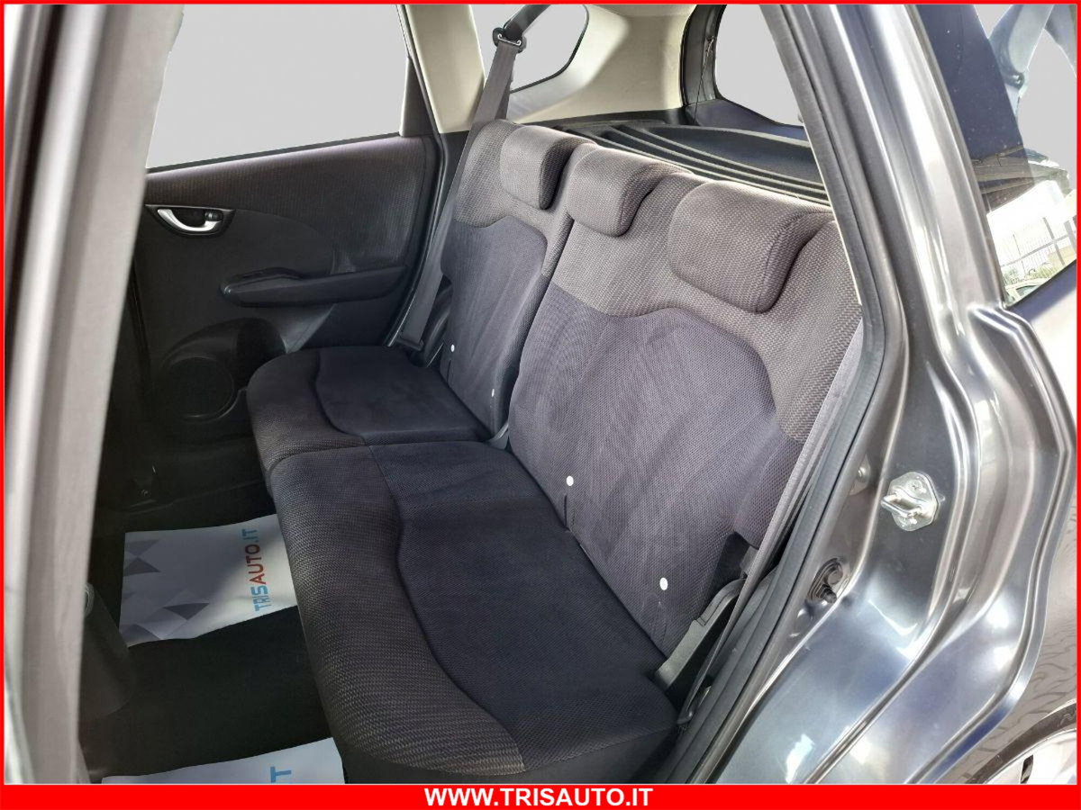 Honda Jazz 1.4 i-VTEC Comfort CVT (8)