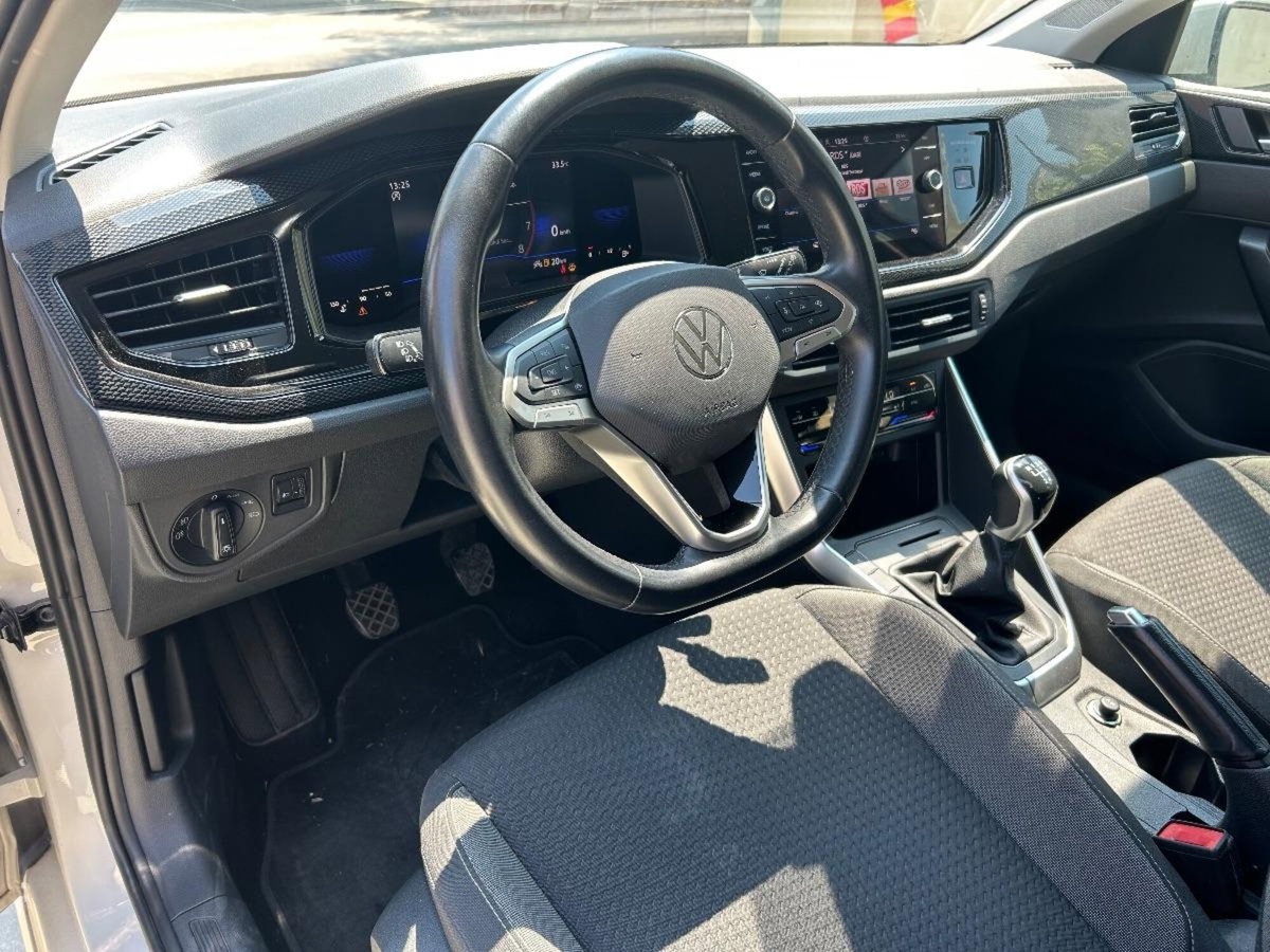 Volkswagen Polo 1.0 tsi Life 95cv (11)