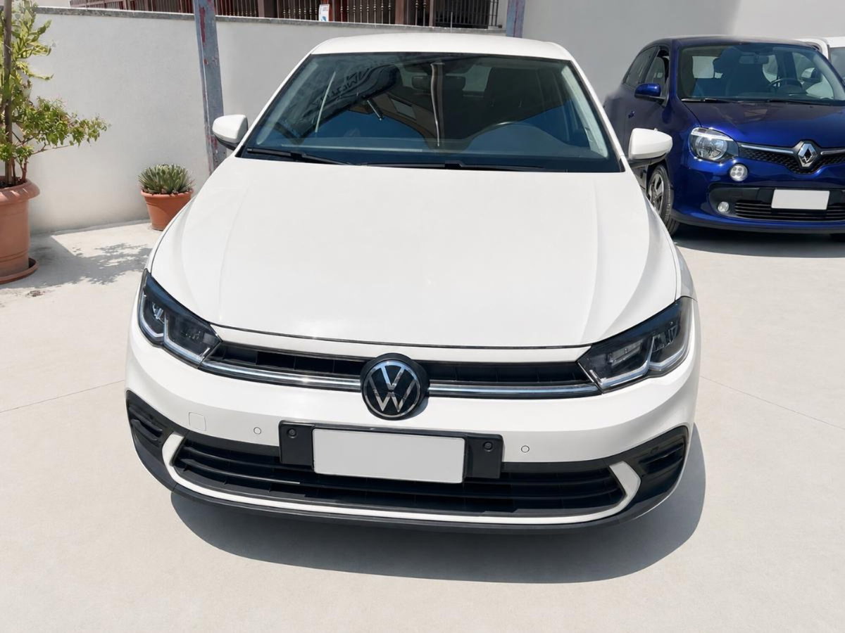 Volkswagen Polo 1.0 tsi Life 95cv (5)