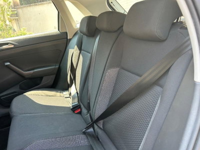 Volkswagen Polo 1.0 tsi Life 95cv (8)