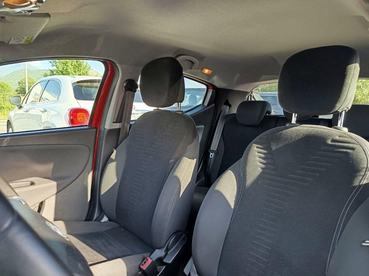 Lancia Ypsilon 1.3 MJT 16V 95 CV 5 porte S&S Platinum (11)