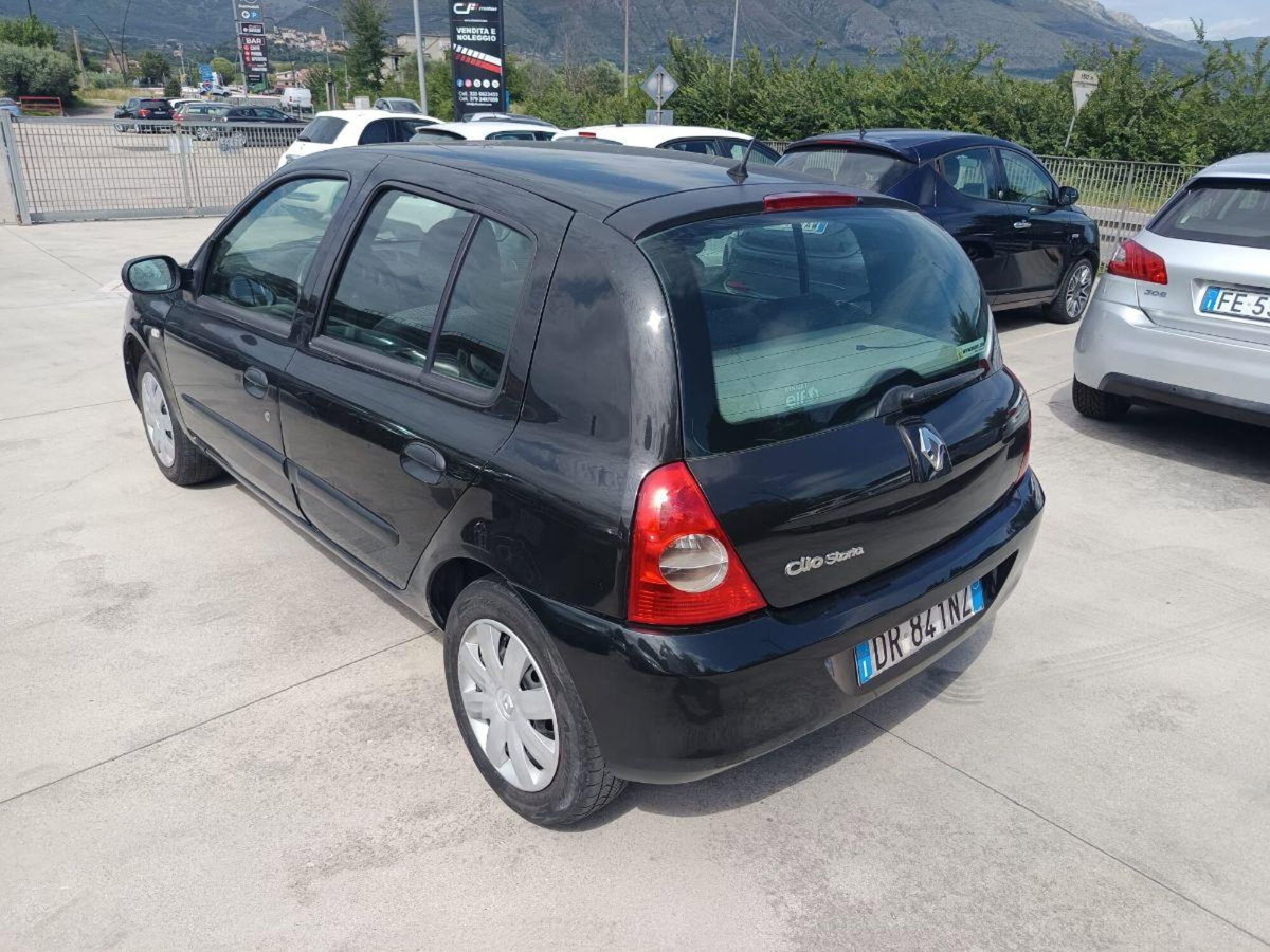 Renault Clio 1.2 16V 5 porte GPL Dynamique (9)
