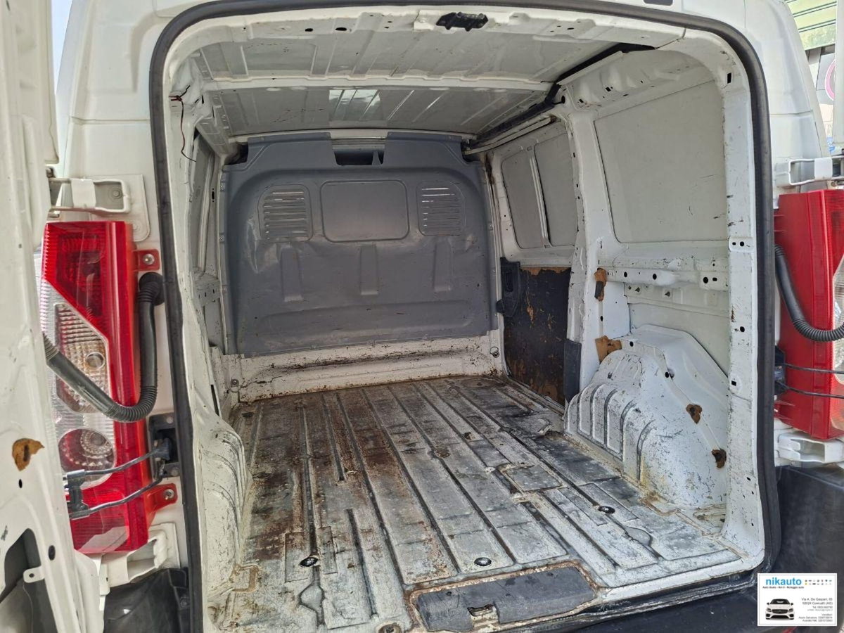 Fiat Scudo Furgone 2.0 MJT/130 PC Combi 5 posti (M1) (14)